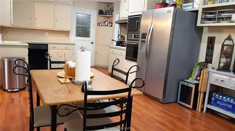 1410 Esther, Bryan, TX 77802 photo 9