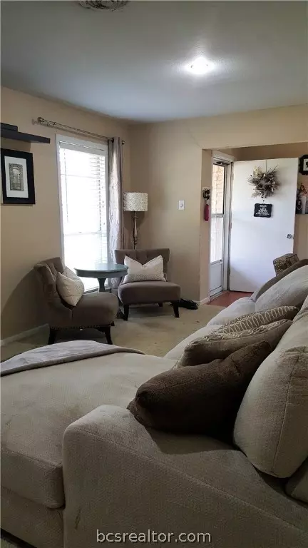 1410 Esther, Bryan, TX 77802 photo 7