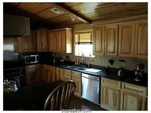 2004 E Hanna St E, Calvert, TX 77837 photo 3
