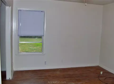 2213 Franklin Dr, Bryan, TX 77801 photo 5