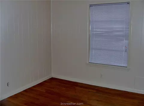 2213 Franklin Dr, Bryan, TX 77801 photo 8