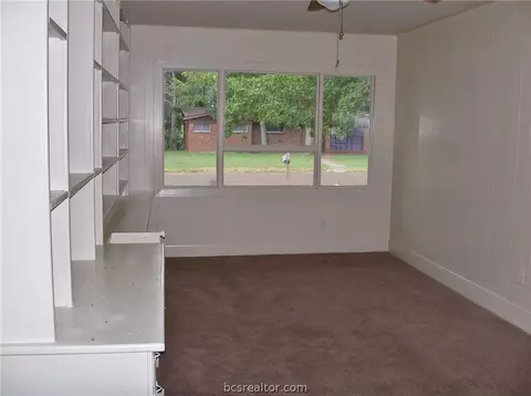2213 Franklin Dr, Bryan, TX 77801 photo 10