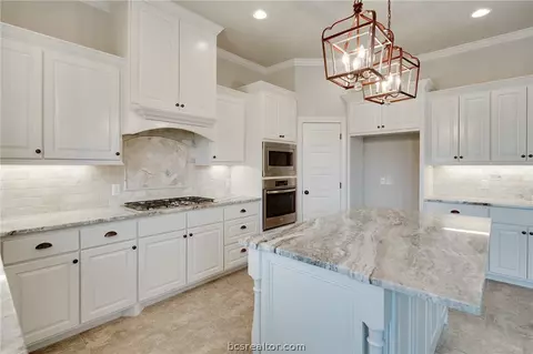 3333 Covington Ct, Bryan, TX 77808 photo 9