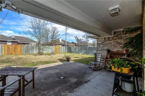 6201 Pelham Ct, Bryan, TX 77803 photo 28