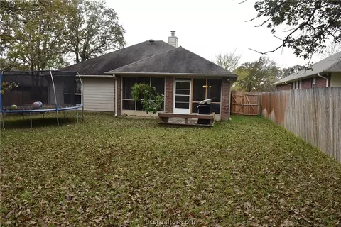 2015 Kimmy Dr, Bryan, TX 77807 photo 17