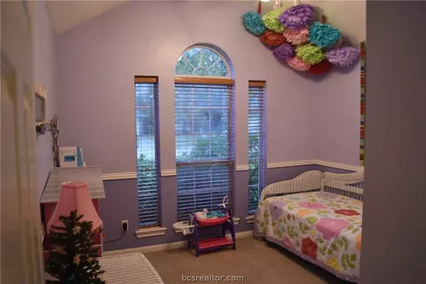 2015 Kimmy Dr, Bryan, TX 77807 photo 8