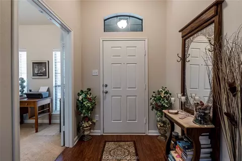 2004 Positano, Bryan, TX 77808 photo 2