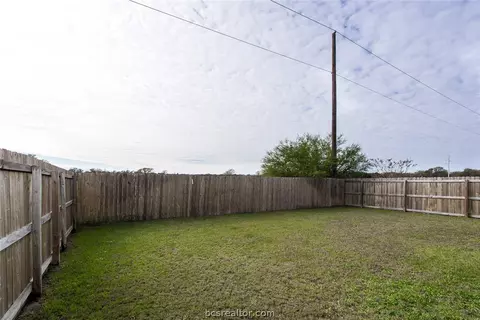 2004 Positano, Bryan, TX 77808 photo 19