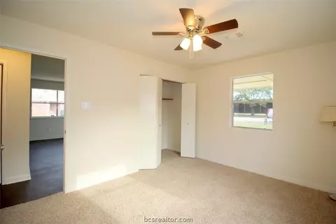 1302 E 21st St, Bryan, TX 77803 photo 13