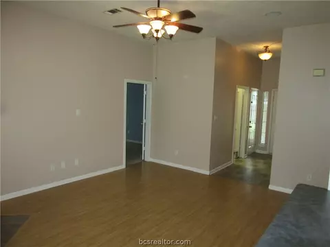 2804 Bexar Grass Dr, Bryan, TX 77802 photo 8