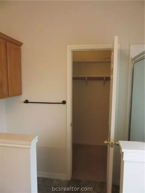 2804 Bexar Grass Dr, Bryan, TX 77802 photo 15