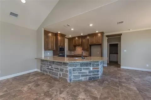 7468 Hidden Trl, Bryan, TX 77808 photo 7