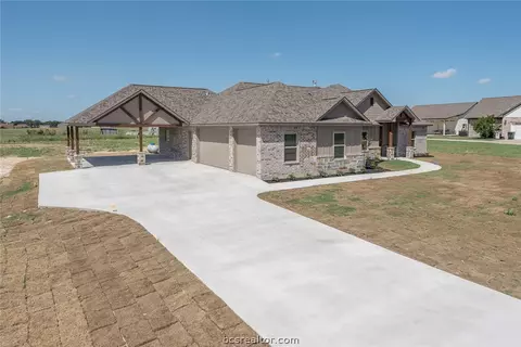 7468 Hidden Trl, Bryan, TX 77808 photo 2