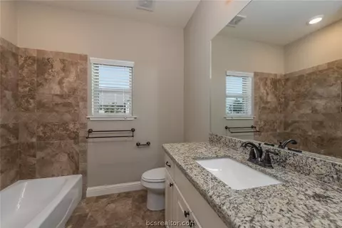 7468 Hidden Trl, Bryan, TX 77808 photo 15