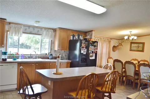 6201 Fourwinds Dr, Bryan, TX 77808 photo 7