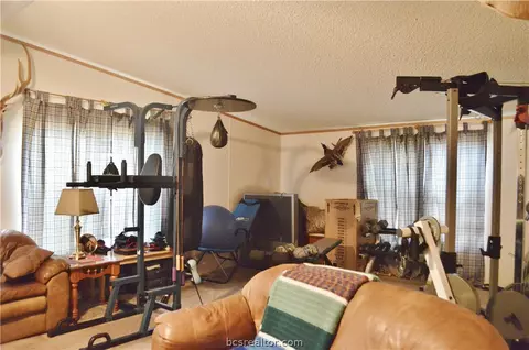 6201 Fourwinds Dr, Bryan, TX 77808 photo 9