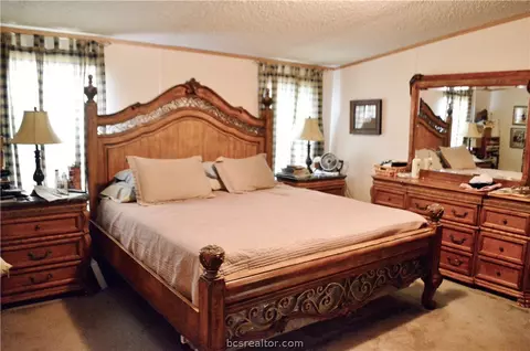 6201 Fourwinds Dr, Bryan, TX 77808 photo 13