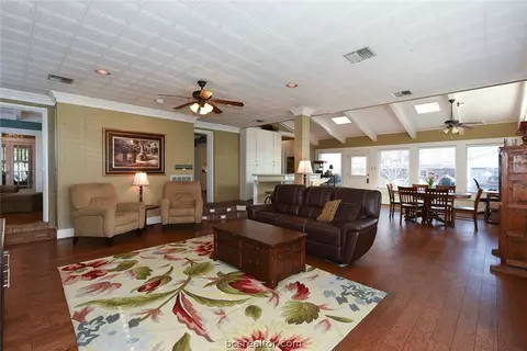 800 E 30th St, Bryan, TX 77803 photo 16