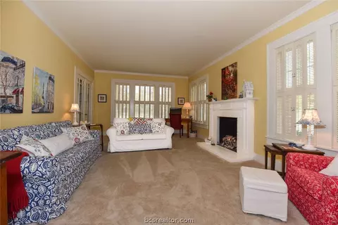 800 E 30th St, Bryan, TX 77803 photo 5