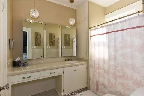 800 E 30th St, Bryan, TX 77803 photo 21
