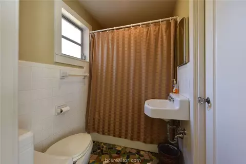 800 E 30th St, Bryan, TX 77803 photo 25