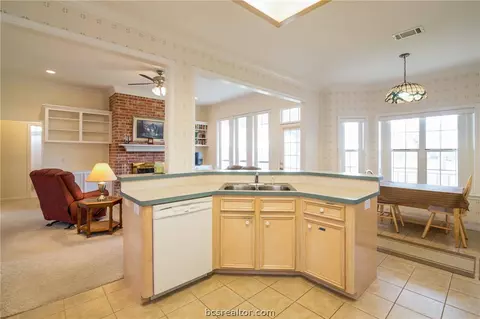 5625 Rye School, Bryan, TX 77807 photo 11