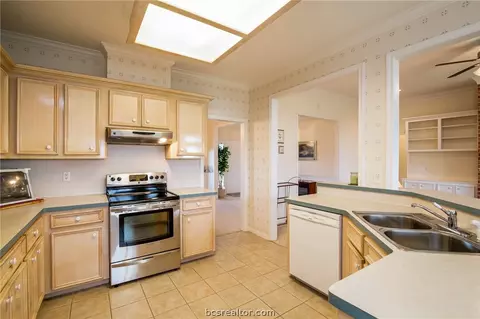 5625 Rye School, Bryan, TX 77807 photo 9