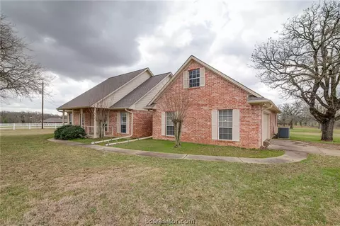 5625 Rye School, Bryan, TX 77807 photo 2