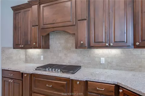3341 Covington Ct, Bryan, TX 77808 photo 5