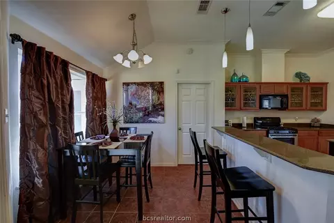 2706 Colony Glen Dr, Bryan, TX 77808 photo 9