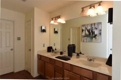 2706 Colony Glen Dr, Bryan, TX 77808 photo 16