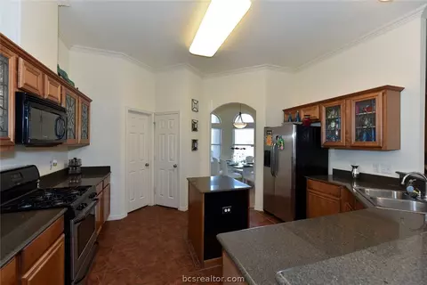 2706 Colony Glen Dr, Bryan, TX 77808 photo 11