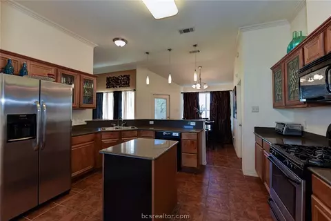 2706 Colony Glen Dr, Bryan, TX 77808 photo 12