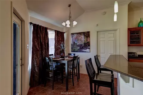 2706 Colony Glen Dr, Bryan, TX 77808 photo 10