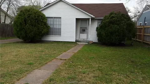 1907 Echols St, Bryan, TX 77801 photo 1