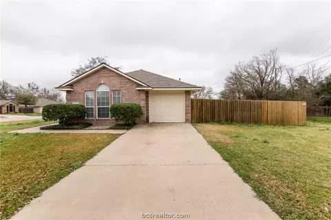4515 Augusta Dr, Bryan, TX 77803 photo 1