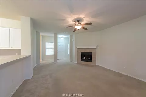 4468 Conquistador Cir, Bryan, TX 77807 photo 4