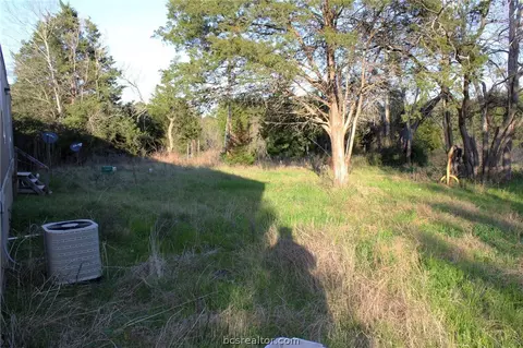 7328 Kopetsky Ln, Bryan, TX 77808 photo 5