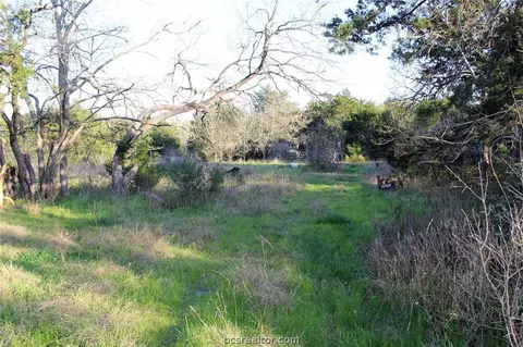 7328 Kopetsky Ln, Bryan, TX 77808 photo 6