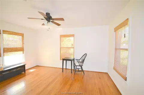 412 Brookside Dr E, Bryan, TX 77801 photo 13