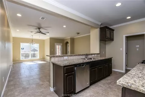 1763 Heath Dr, College Station, TX 77845 photo 2