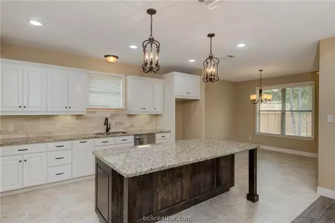 3106 Evan Dr, Bryan, TX 77802 photo 8