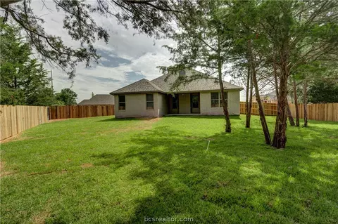 3106 Evan Dr, Bryan, TX 77802 photo 13