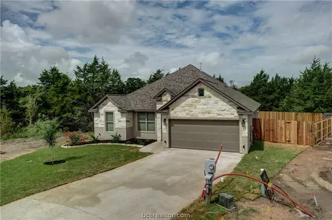 3106 Evan Dr, Bryan, TX 77802 photo 3