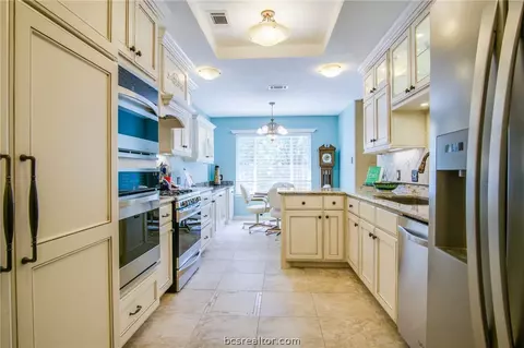 4712 Warwick Ln, Bryan, TX 77802 photo 17