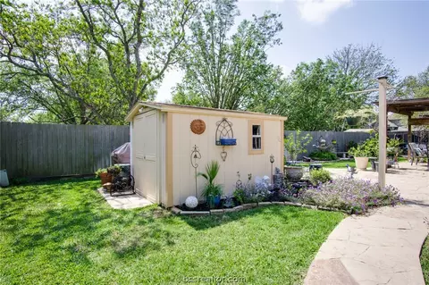 4712 Warwick Ln, Bryan, TX 77802 photo 31