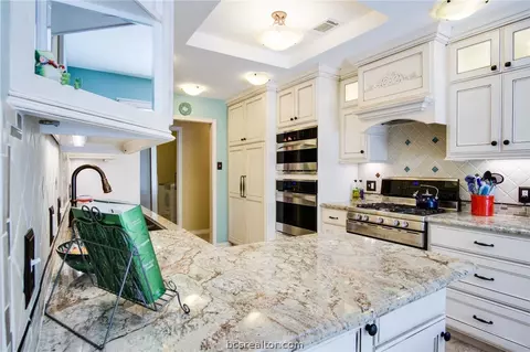 4712 Warwick Ln, Bryan, TX 77802 photo 14