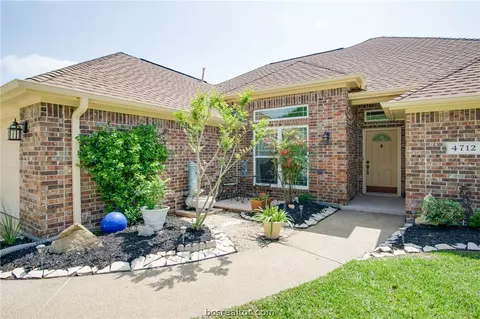 4712 Warwick Ln, Bryan, TX 77802 photo 3