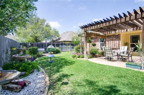 4712 Warwick Ln, Bryan, TX 77802 photo 29