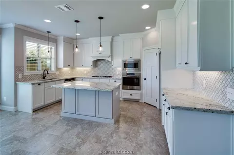3525 Foxcroft Path, Bryan, TX 77808 photo 10